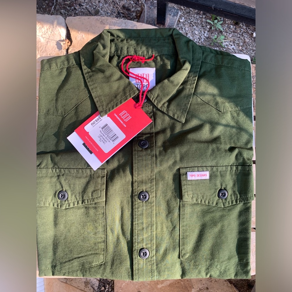 TOPO Design Men’s Mountain Shirt, Color Olive in Size Small.